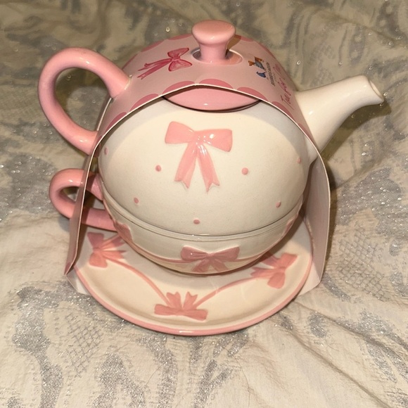 NWT Coquette Pink Bow Teapot - Picture 2 of 5